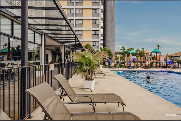 Quarto Hotel Beto Carrero Penha Penha  Dış mekan fotoğraf
