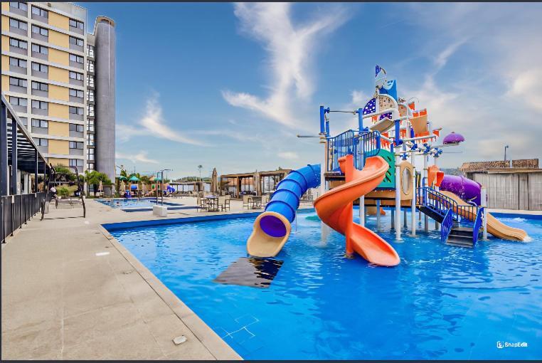 Quarto Hotel Beto Carrero Penha Penha  Dış mekan fotoğraf