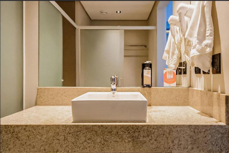 Quarto Hotel Beto Carrero Penha Penha  Dış mekan fotoğraf